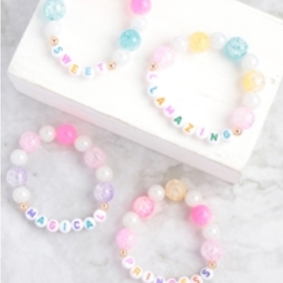 ICE CREAM PEARL NECKLACE SET - Picture 3 of 3